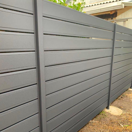 Забор ранчо из планкена 7024 МАТТЕ Серый Графит матовый